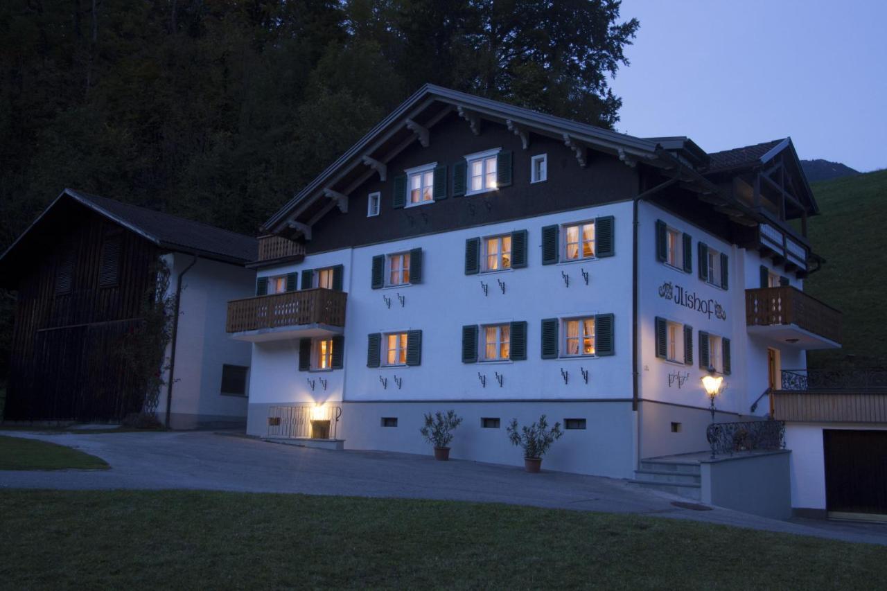 Vila Gaestehaus Ilishof Schruns Exteriér fotografie